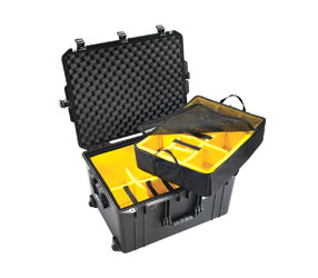 PELI 1637 AIR CASE dim.internes 595x446x337mm, avec séparateurs rembourrés, noir