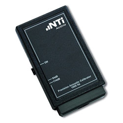 NTI CALIBRATEUR DE PRECISION certifié classe 1, 94/114 dB, pour micros filetés 1/2"