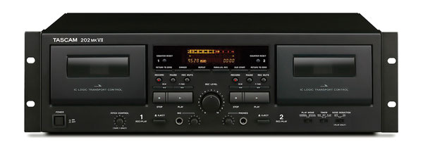 TASCAM 202MKVII ENREGISTREUR CASSETTE double transport, sortie RCA/USB, install.rack 3U