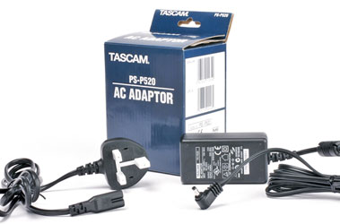 TASCAM PS-P520 ADAPTATEUR SECTEUR pour enregistreurs portables